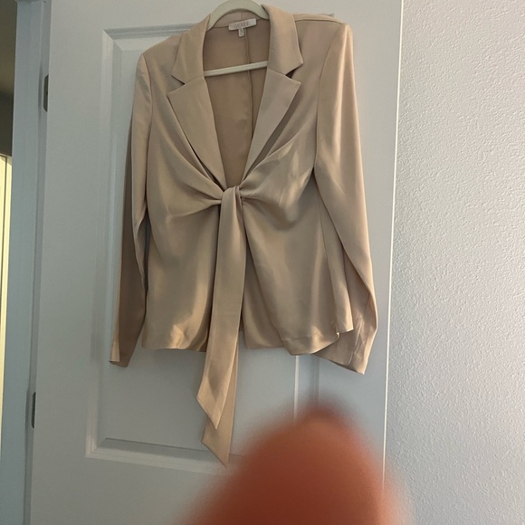 Wayf Beige Tie Waist Top Sz M - Picture 3 of 5